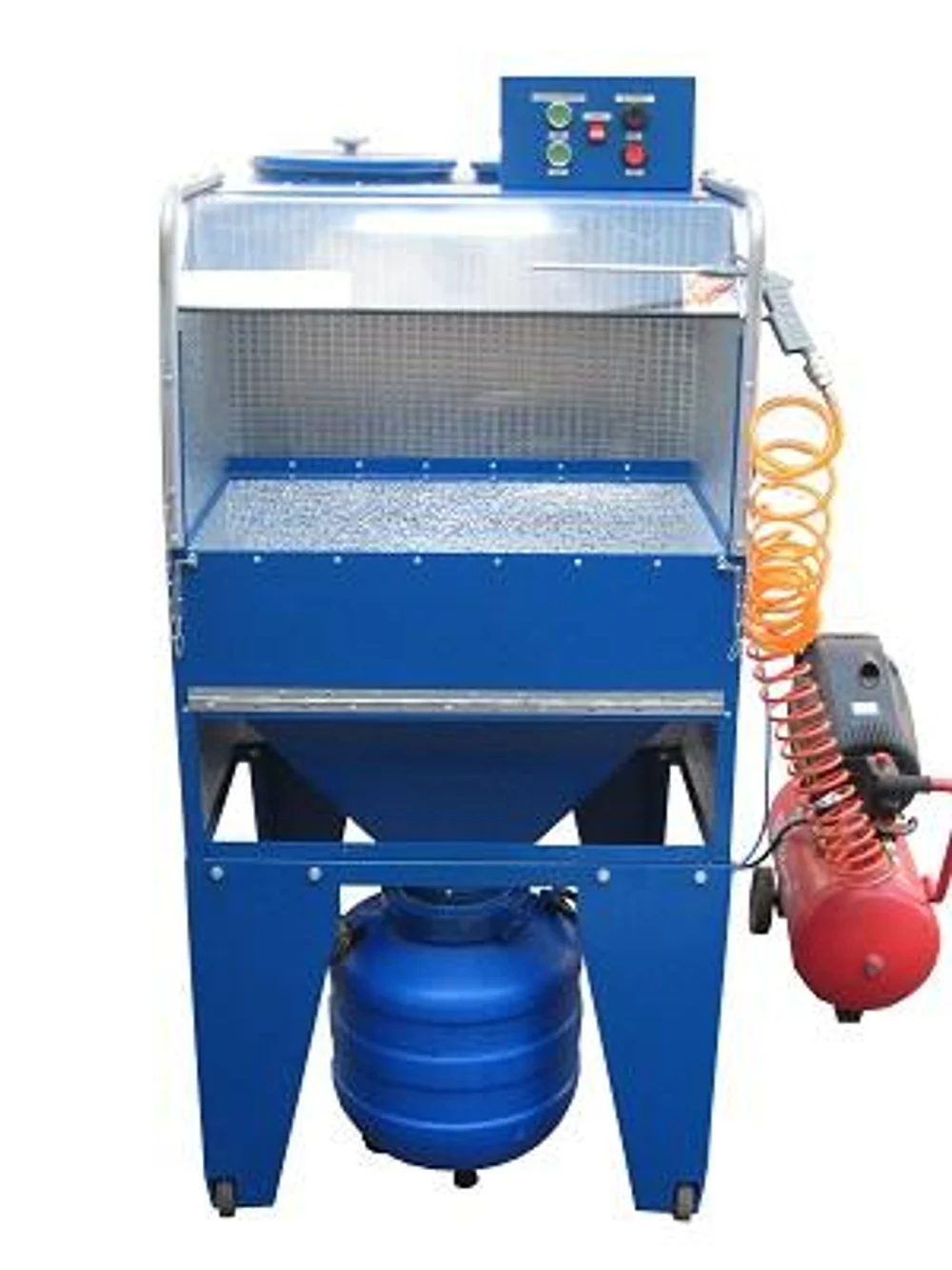 В 2000 г. компания открывает новое подразделение - "КБ Технологии сервиса" по разработке и производству оборудования и инструментов для заправки картриджей. На сегодня Полирам предлагает самый широкий выбор оборудования для заправки своим клиентам